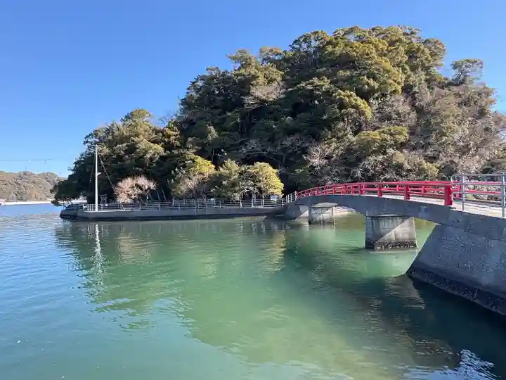 仁井田神社の景色