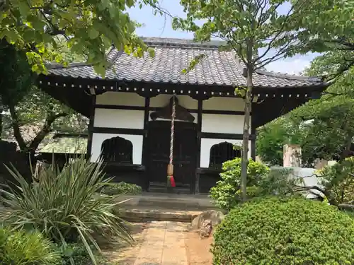 金蔵寺の本殿・本堂