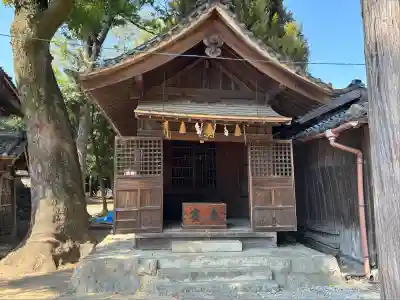 豊川進雄神社の末社・摂社