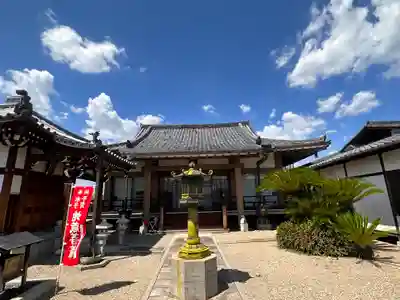 来迎寺の本殿・本堂