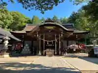 武田神社の本殿・本堂