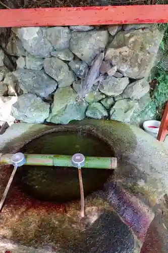 若山神社の手水