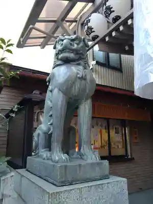 十番稲荷神社の狛犬
