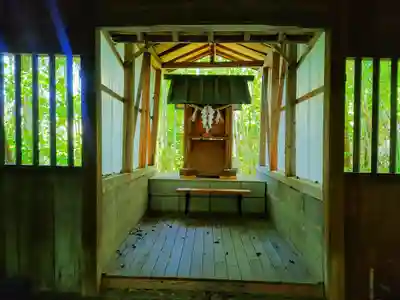 神明社(片原一色町吹上)の本殿・本堂