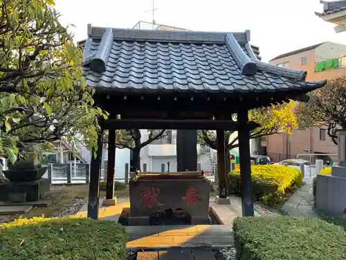 日曜寺の手水舎