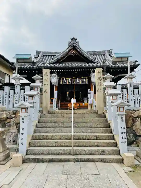 高崎神社の本殿・本堂