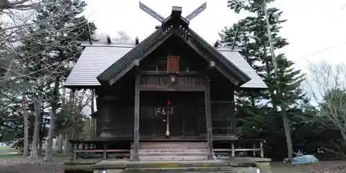 芽生神社の本殿