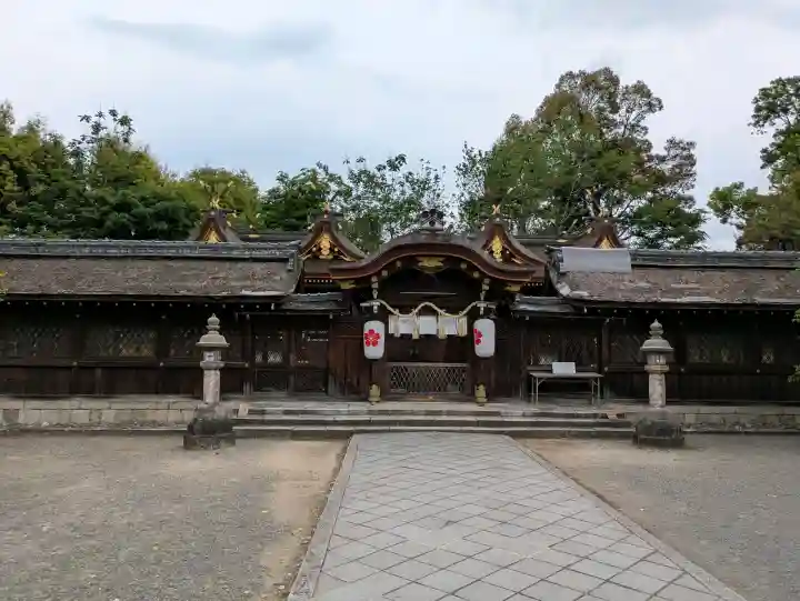 平野神社の{uncategorized: "未分類", other: "その他", undefined: "問題あり", building: "その他建物", grave: "お墓", sacred_gate: "鳥居", guardian: "狛犬", statue: "像", buddha: "仏像", history: "歴史", nature: "自然", garden: "庭園", animal: "動物", pagoda: "塔", temizu: "手水舎", mountain_gate: "山門・神門", sanctuary: "本殿・本堂", subordinate: "末社・摂社", art: "芸術", scenery: "景色", jizo: "地蔵", ema: "絵馬", goshuin: "御朱印", omikuji: "おみくじ", items: "授与品その他", amulet: "お守り", goshuincho: "御朱印帳", eats: "食事", festival: "お祭り", votive_dance: "神楽", shichigosan: "七五三参", wedding: "結婚式", experience: "体験その他", initially: "初詣", around: "周辺", anti_infection: "感染症対策"}