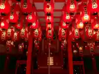 楠本稲荷神社(湊川神社末社)の{uncategorized: "未分類", other: "その他", undefined: "問題あり", building: "その他建物", grave: "お墓", sacred_gate: "鳥居", guardian: "狛犬", statue: "像", buddha: "仏像", history: "歴史", nature: "自然", garden: "庭園", animal: "動物", pagoda: "塔", temizu: "手水舎", mountain_gate: "山門・神門", sanctuary: "本殿・本堂", subordinate: "末社・摂社", art: "芸術", scenery: "景色", jizo: "地蔵", ema: "絵馬", goshuin: "御朱印", omikuji: "おみくじ", items: "授与品その他", amulet: "お守り", goshuincho: "御朱印帳", eats: "食事", festival: "お祭り", votive_dance: "神楽", shichigosan: "七五三参", wedding: "結婚式", experience: "体験その他", initially: "初詣", around: "周辺", anti_infection: "感染症対策"}