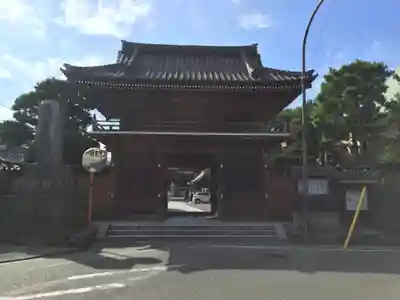 本覚寺の山門・神門
