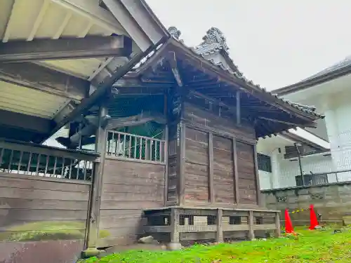 三ツ石神社(岩手県)