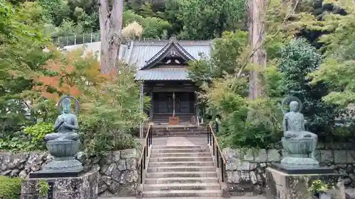 宝蔵院の本殿・本堂