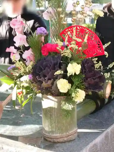 鈴鹿明神社の{uncategorized: "未分類", other: "その他", undefined: "問題あり", building: "その他建物", grave: "お墓", sacred_gate: "鳥居", guardian: "狛犬", statue: "像", buddha: "仏像", history: "歴史", nature: "自然", garden: "庭園", animal: "動物", pagoda: "塔", temizu: "手水舎", mountain_gate: "山門・神門", sanctuary: "本殿・本堂", subordinate: "末社・摂社", art: "芸術", scenery: "景色", jizo: "地蔵", ema: "絵馬", goshuin: "御朱印", omikuji: "おみくじ", items: "授与品その他", amulet: "お守り", goshuincho: "御朱印帳", eats: "食事", festival: "お祭り", votive_dance: "神楽", shichigosan: "七五三参", wedding: "結婚式", experience: "体験その他", initially: "初詣", around: "周辺", anti_infection: "感染症対策"}