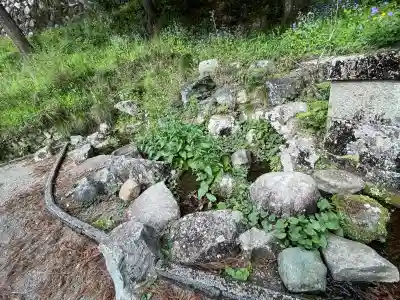 瀧之宮神社の{uncategorized: "未分類", other: "その他", undefined: "問題あり", building: "その他建物", grave: "お墓", sacred_gate: "鳥居", guardian: "狛犬", statue: "像", buddha: "仏像", history: "歴史", nature: "自然", garden: "庭園", animal: "動物", pagoda: "塔", temizu: "手水舎", mountain_gate: "山門・神門", sanctuary: "本殿・本堂", subordinate: "末社・摂社", art: "芸術", scenery: "景色", jizo: "地蔵", ema: "絵馬", goshuin: "御朱印", omikuji: "おみくじ", items: "授与品その他", amulet: "お守り", goshuincho: "御朱印帳", eats: "食事", festival: "お祭り", votive_dance: "神楽", shichigosan: "七五三参", wedding: "結婚式", experience: "体験その他", initially: "初詣", around: "周辺", anti_infection: "感染症対策"}