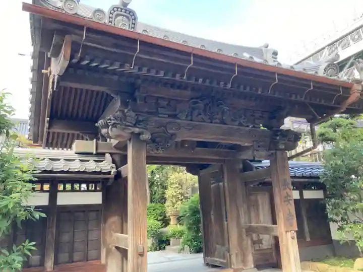 教安寺の山門・神門