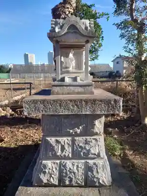 有鹿神社中宮(有鹿之池)(神奈川県)