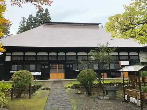 林泉寺の本殿・本堂