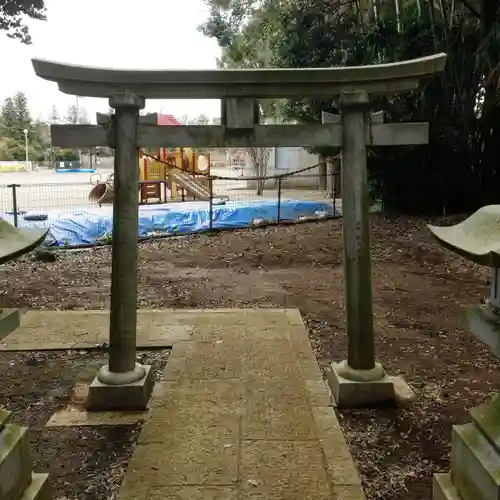 八幡神社の鳥居