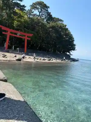諸口神社の{uncategorized: "未分類", other: "その他", undefined: "問題あり", building: "その他建物", grave: "お墓", sacred_gate: "鳥居", guardian: "狛犬", statue: "像", buddha: "仏像", history: "歴史", nature: "自然", garden: "庭園", animal: "動物", pagoda: "塔", temizu: "手水舎", mountain_gate: "山門・神門", sanctuary: "本殿・本堂", subordinate: "末社・摂社", art: "芸術", scenery: "景色", jizo: "地蔵", ema: "絵馬", goshuin: "御朱印", omikuji: "おみくじ", items: "授与品その他", amulet: "お守り", goshuincho: "御朱印帳", eats: "食事", festival: "お祭り", votive_dance: "神楽", shichigosan: "七五三参", wedding: "結婚式", experience: "体験その他", initially: "初詣", around: "周辺", anti_infection: "感染症対策"}