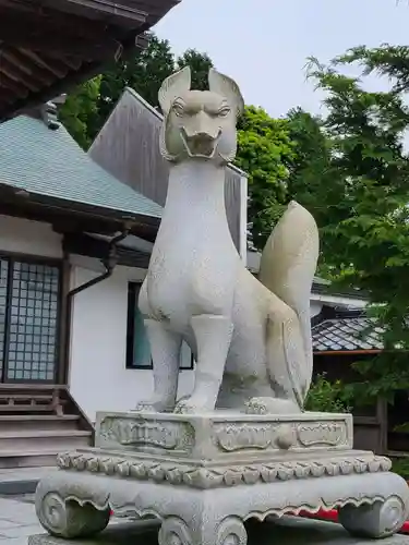 鏡山稲荷神社の狛犬