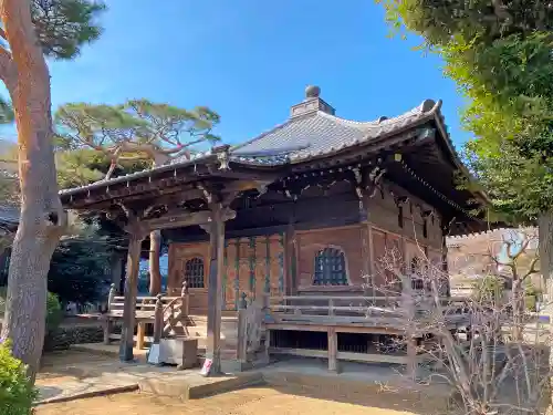 護国寺の本殿・本堂