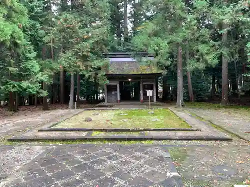 若狭彦神社（上社）の本殿・本堂