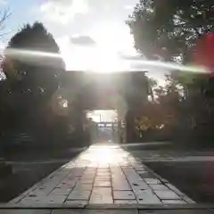 中山神社の山門