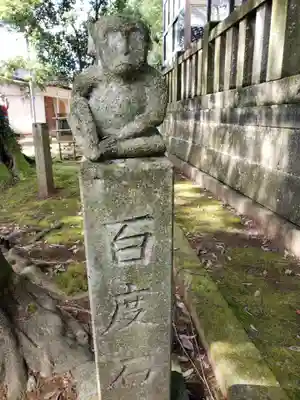 本折日吉神社の狛犬