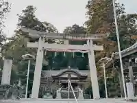 杉谷神社の{uncategorized: "未分類", other: "その他", undefined: "問題あり", building: "その他建物", grave: "お墓", sacred_gate: "鳥居", guardian: "狛犬", statue: "像", buddha: "仏像", history: "歴史", nature: "自然", garden: "庭園", animal: "動物", pagoda: "塔", temizu: "手水舎", mountain_gate: "山門・神門", sanctuary: "本殿・本堂", subordinate: "末社・摂社", art: "芸術", scenery: "景色", jizo: "地蔵", ema: "絵馬", goshuin: "御朱印", omikuji: "おみくじ", items: "授与品その他", amulet: "お守り", goshuincho: "御朱印帳", eats: "食事", festival: "お祭り", votive_dance: "神楽", shichigosan: "七五三参", wedding: "結婚式", experience: "体験その他", initially: "初詣", around: "周辺", anti_infection: "感染症対策"}