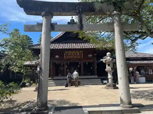 荘内神社の鳥居