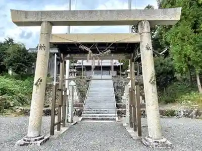 多奈閇神社の鳥居