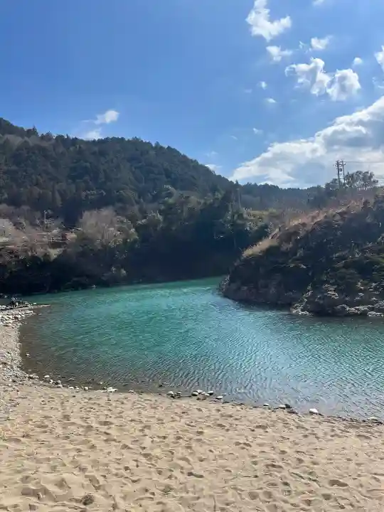 洲原神社の{uncategorized: "未分類", other: "その他", undefined: "問題あり", building: "その他建物", grave: "お墓", sacred_gate: "鳥居", guardian: "狛犬", statue: "像", buddha: "仏像", history: "歴史", nature: "自然", garden: "庭園", animal: "動物", pagoda: "塔", temizu: "手水舎", mountain_gate: "山門・神門", sanctuary: "本殿・本堂", subordinate: "末社・摂社", art: "芸術", scenery: "景色", jizo: "地蔵", ema: "絵馬", goshuin: "御朱印", omikuji: "おみくじ", items: "授与品その他", amulet: "お守り", goshuincho: "御朱印帳", eats: "食事", festival: "お祭り", votive_dance: "神楽", shichigosan: "七五三参", wedding: "結婚式", experience: "体験その他", initially: "初詣", around: "周辺", anti_infection: "感染症対策"}