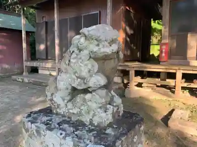 諏訪神社の狛犬