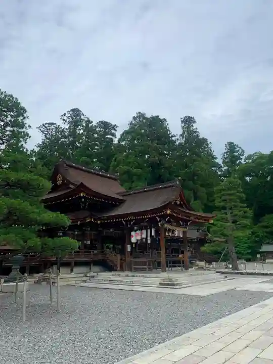 多賀大社の{uncategorized: "未分類", other: "その他", undefined: "問題あり", building: "その他建物", grave: "お墓", sacred_gate: "鳥居", guardian: "狛犬", statue: "像", buddha: "仏像", history: "歴史", nature: "自然", garden: "庭園", animal: "動物", pagoda: "塔", temizu: "手水舎", mountain_gate: "山門・神門", sanctuary: "本殿・本堂", subordinate: "末社・摂社", art: "芸術", scenery: "景色", jizo: "地蔵", ema: "絵馬", goshuin: "御朱印", omikuji: "おみくじ", items: "授与品その他", amulet: "お守り", goshuincho: "御朱印帳", eats: "食事", festival: "お祭り", votive_dance: "神楽", shichigosan: "七五三参", wedding: "結婚式", experience: "体験その他", initially: "初詣", around: "周辺", anti_infection: "感染症対策"}