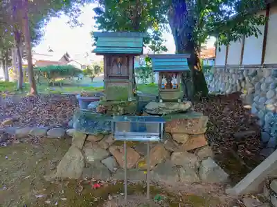 白山社（羽黒南郷）の末社・摂社