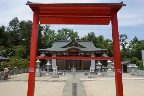 闘鶏野神社の本殿