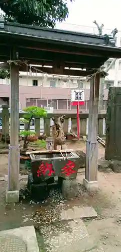 白幡神社の手水舎