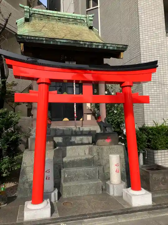 伏見三寳稲荷神社(東京都)
