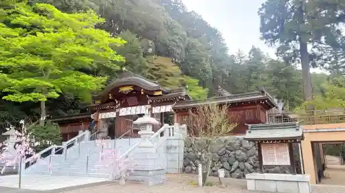 高麗神社の{uncategorized: "未分類", other: "その他", undefined: "問題あり", building: "その他建物", grave: "お墓", sacred_gate: "鳥居", guardian: "狛犬", statue: "像", buddha: "仏像", history: "歴史", nature: "自然", garden: "庭園", animal: "動物", pagoda: "塔", temizu: "手水舎", mountain_gate: "山門・神門", sanctuary: "本殿・本堂", subordinate: "末社・摂社", art: "芸術", scenery: "景色", jizo: "地蔵", ema: "絵馬", goshuin: "御朱印", omikuji: "おみくじ", items: "授与品その他", amulet: "お守り", goshuincho: "御朱印帳", eats: "食事", festival: "お祭り", votive_dance: "神楽", shichigosan: "七五三参", wedding: "結婚式", experience: "体験その他", initially: "初詣", around: "周辺", anti_infection: "感染症対策"}