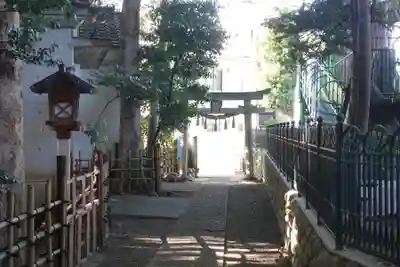 東新町氷川神社の鳥居