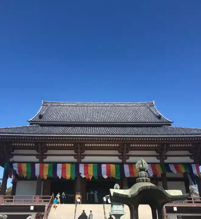 西新井大師総持寺の本殿・本堂