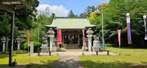 新倉氷川八幡神社の{uncategorized: "未分類", other: "その他", undefined: "問題あり", building: "その他建物", grave: "お墓", sacred_gate: "鳥居", guardian: "狛犬", statue: "像", buddha: "仏像", history: "歴史", nature: "自然", garden: "庭園", animal: "動物", pagoda: "塔", temizu: "手水舎", mountain_gate: "山門・神門", sanctuary: "本殿・本堂", subordinate: "末社・摂社", art: "芸術", scenery: "景色", jizo: "地蔵", ema: "絵馬", goshuin: "御朱印", omikuji: "おみくじ", items: "授与品その他", amulet: "お守り", goshuincho: "御朱印帳", eats: "食事", festival: "お祭り", votive_dance: "神楽", shichigosan: "七五三参", wedding: "結婚式", experience: "体験その他", initially: "初詣", around: "周辺", anti_infection: "感染症対策"}