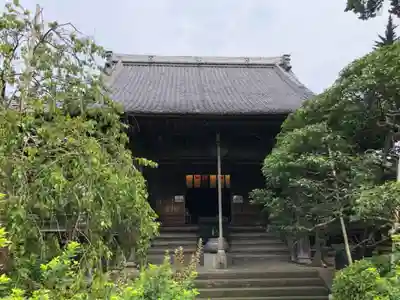 宝戒寺の本殿・本堂