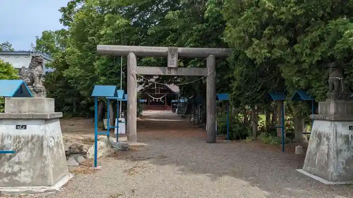出雲神社の鳥居