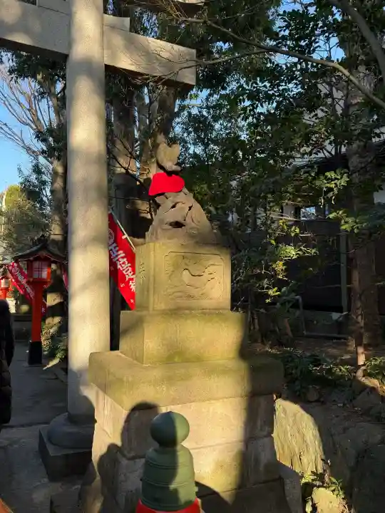 馬橋稲荷神社の{uncategorized: "未分類", other: "その他", undefined: "問題あり", building: "その他建物", grave: "お墓", sacred_gate: "鳥居", guardian: "狛犬", statue: "像", buddha: "仏像", history: "歴史", nature: "自然", garden: "庭園", animal: "動物", pagoda: "塔", temizu: "手水舎", mountain_gate: "山門・神門", sanctuary: "本殿・本堂", subordinate: "末社・摂社", art: "芸術", scenery: "景色", jizo: "地蔵", ema: "絵馬", goshuin: "御朱印", omikuji: "おみくじ", items: "授与品その他", amulet: "お守り", goshuincho: "御朱印帳", eats: "食事", festival: "お祭り", votive_dance: "神楽", shichigosan: "七五三参", wedding: "結婚式", experience: "体験その他", initially: "初詣", around: "周辺", anti_infection: "感染症対策"}