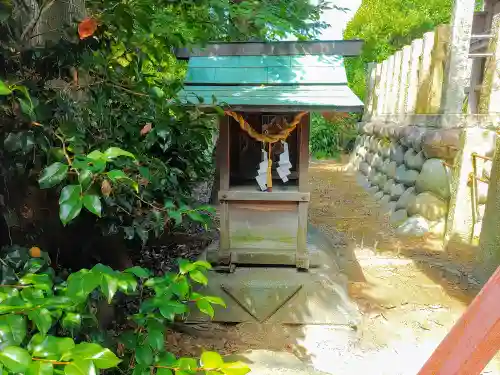 八劍社（一色中通）の末社・摂社