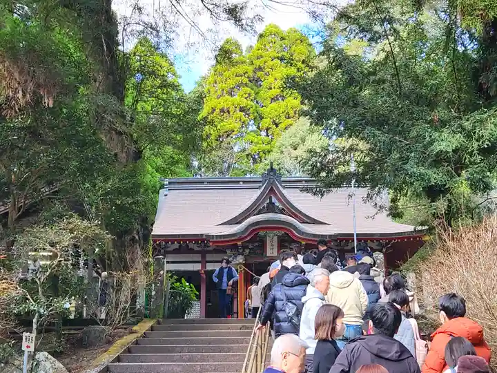 花尾神社の本殿・本堂