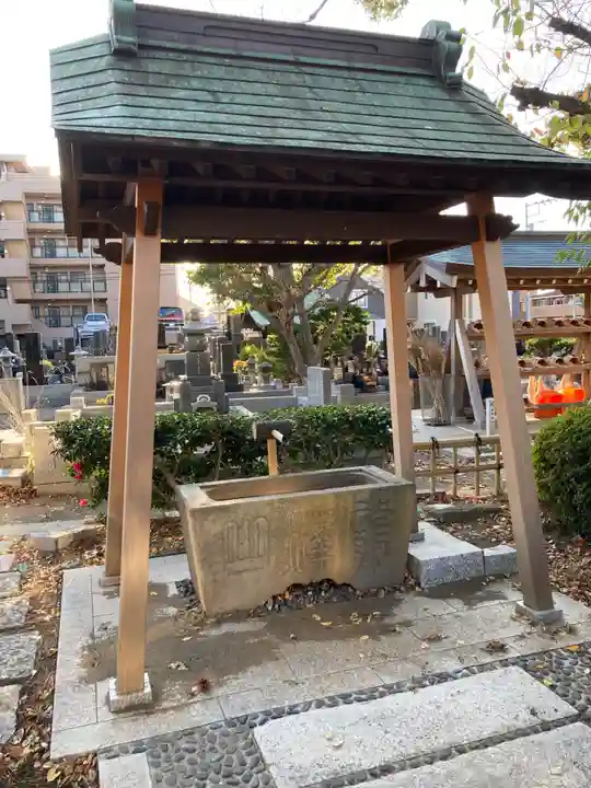 上正寺の手水舎