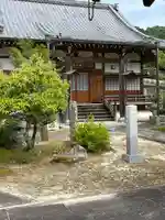 西圓寺の本殿・本堂