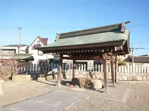 三河一色諏訪神社の手水舎